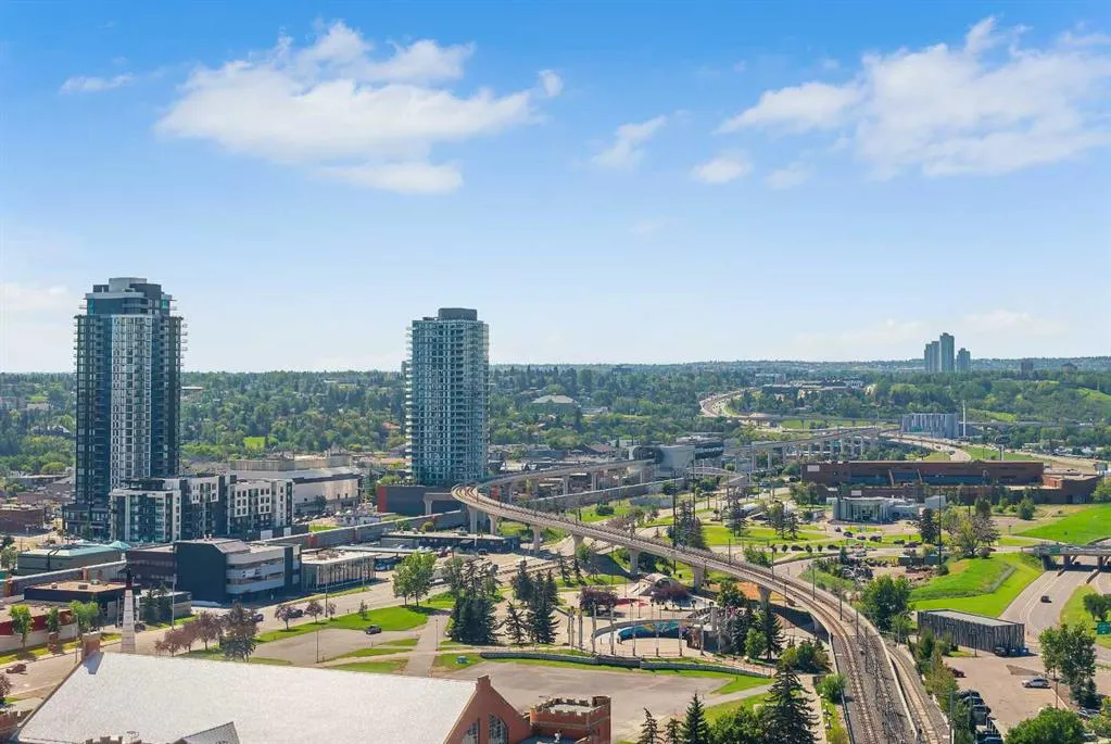 683 10 Street SW, #2003