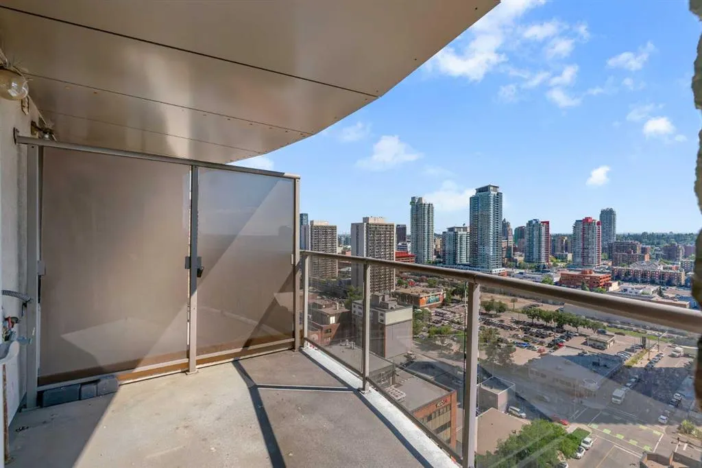 683 10 Street SW, #2003