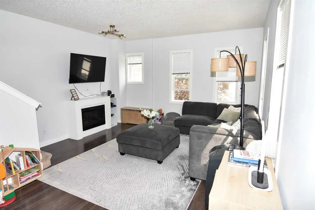 227 Silverado Common SW
