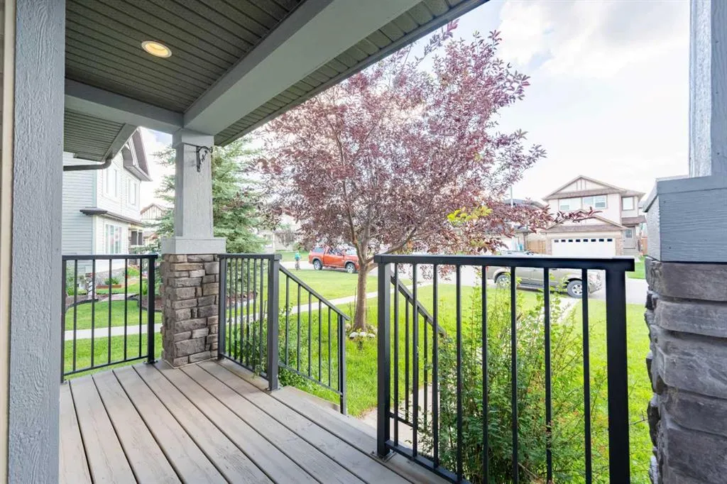 106 Panora Road NW