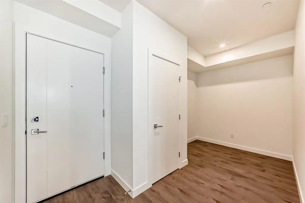 8370 Broadcast Avenue SW, #205