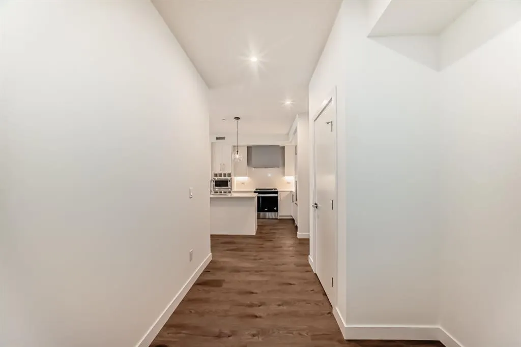 8370 Broadcast Avenue SW, #205