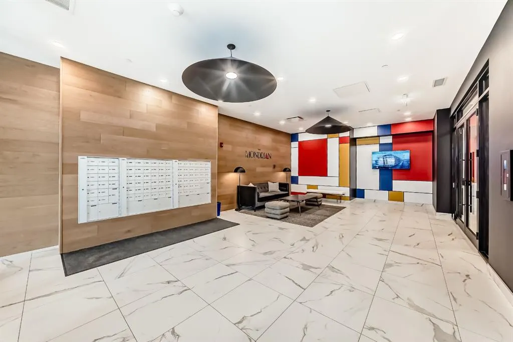 8370 Broadcast Avenue SW, #205