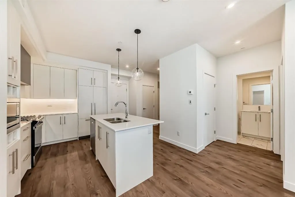 8370 Broadcast Avenue SW, #205