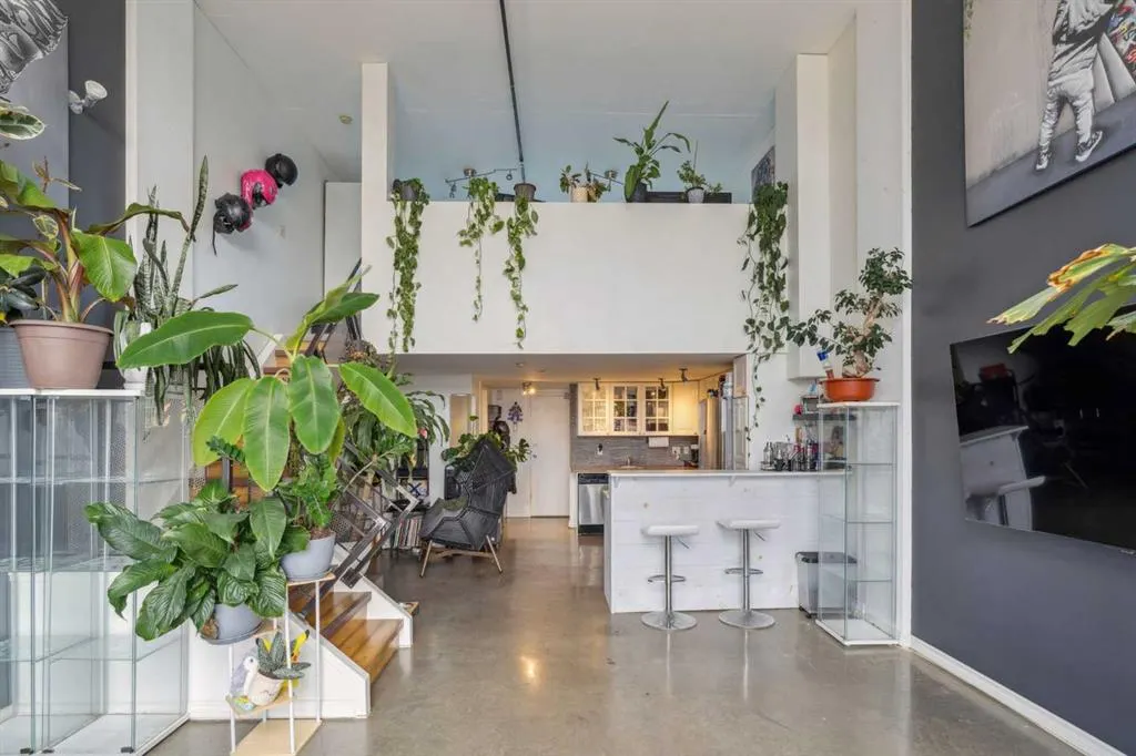 535 8 Avenue SE, #613