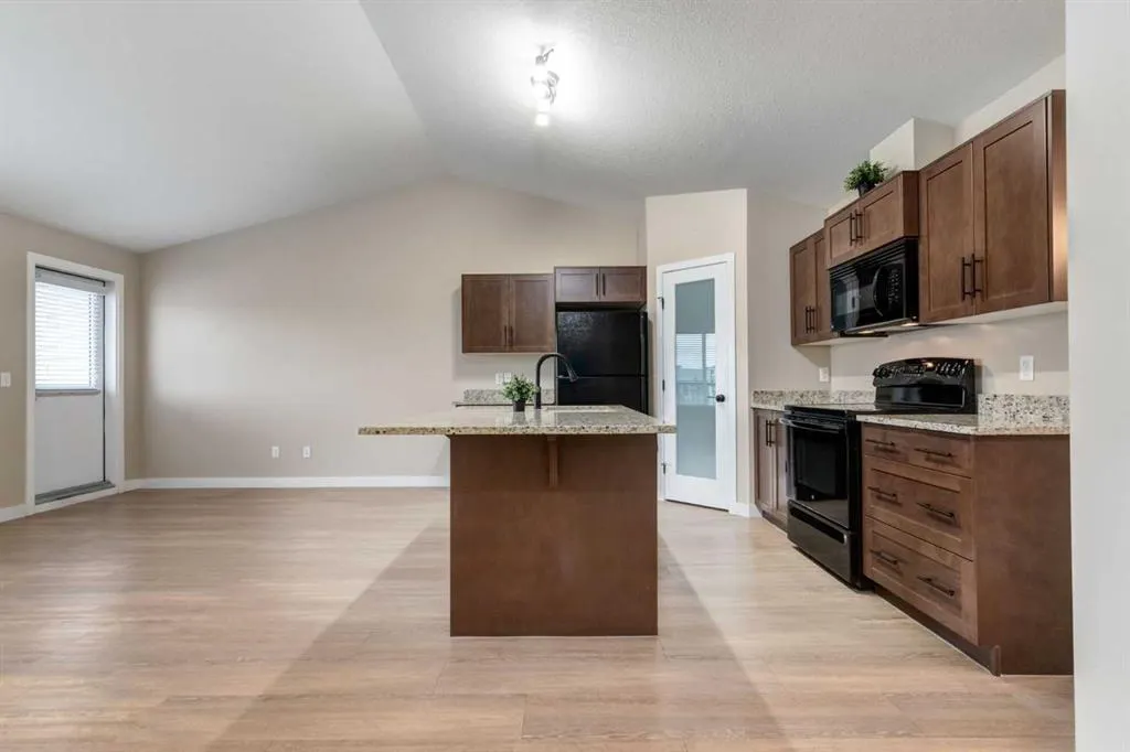 2781 Chinook Winds Drive SW, #5203