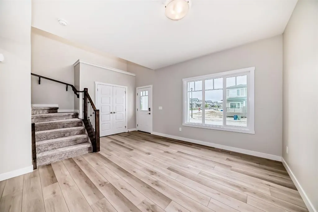 612 Baywater Manor SW