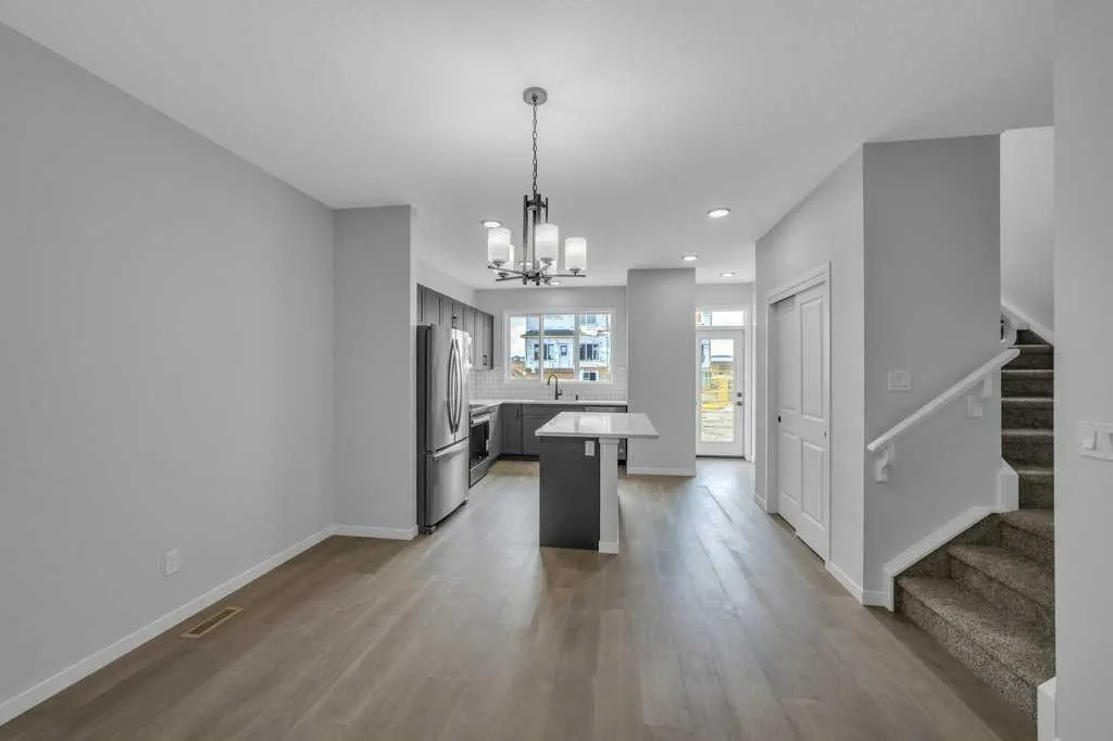 76 Homestead View NE