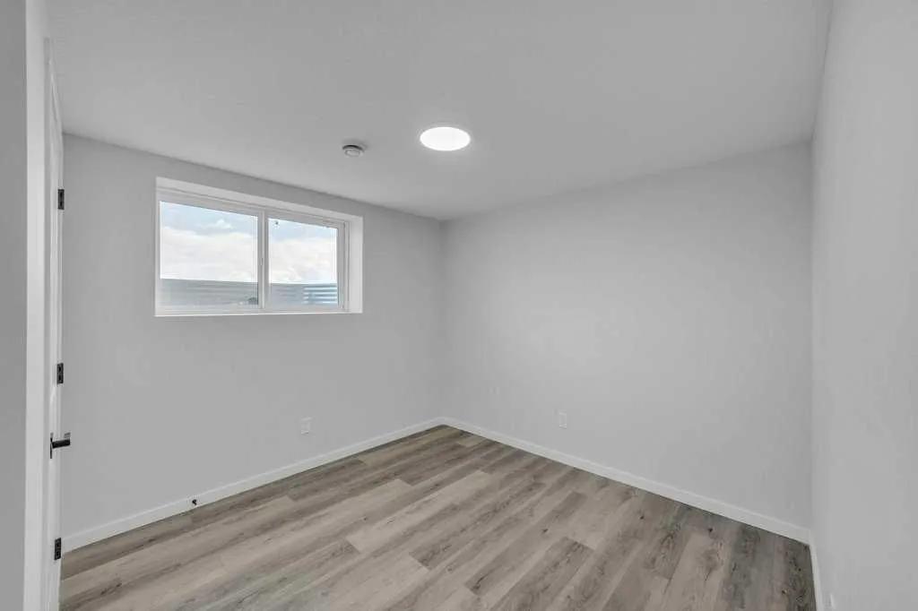76 Homestead View NE