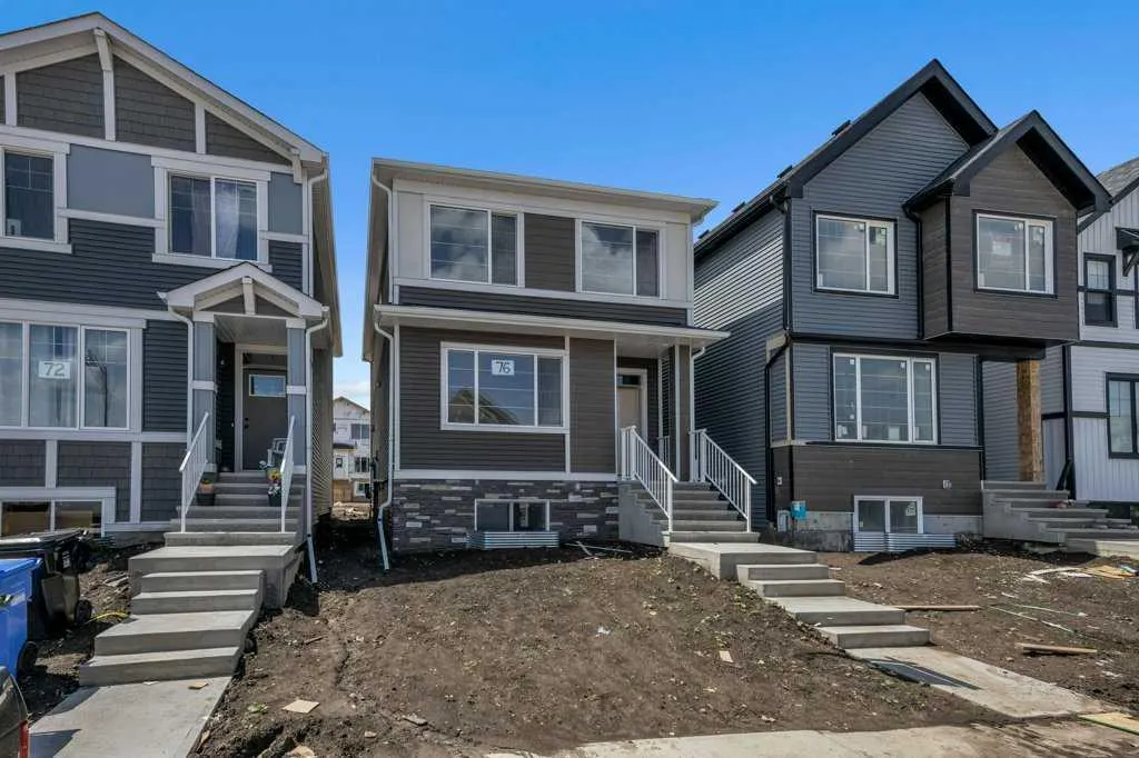 76 Homestead View NE