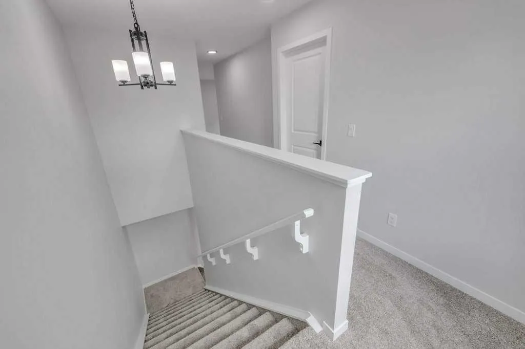 76 Homestead View NE