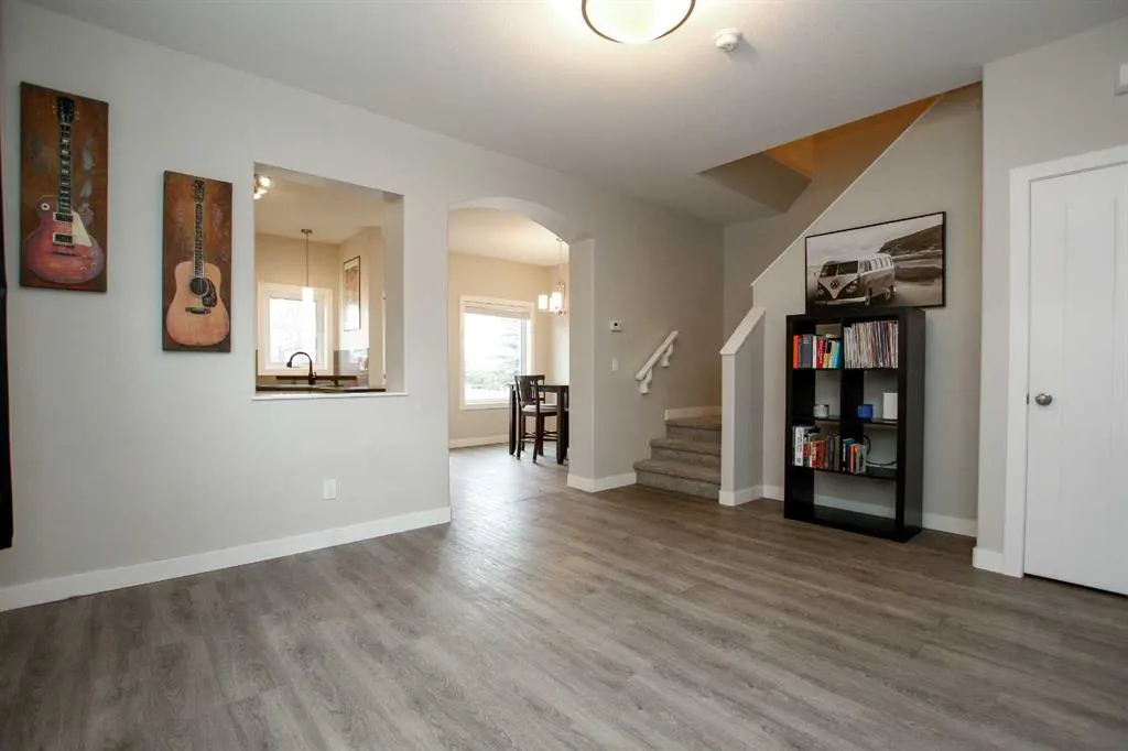 162 Hampton Close