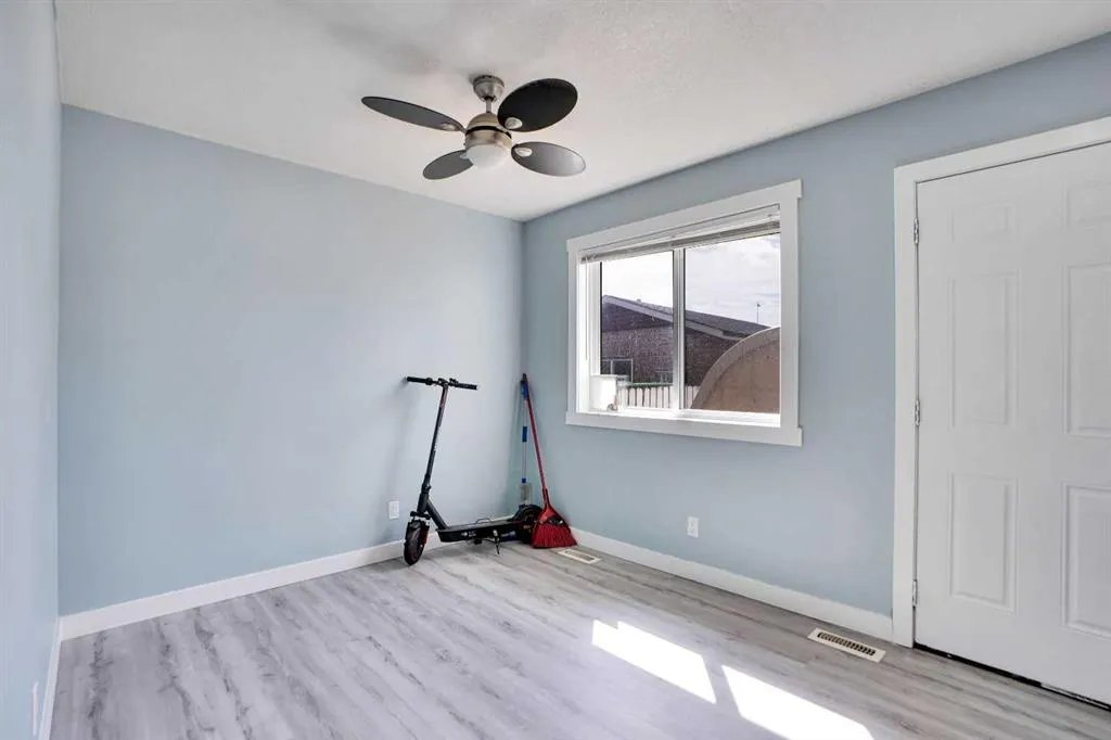 139 MARTINDALE Drive NE