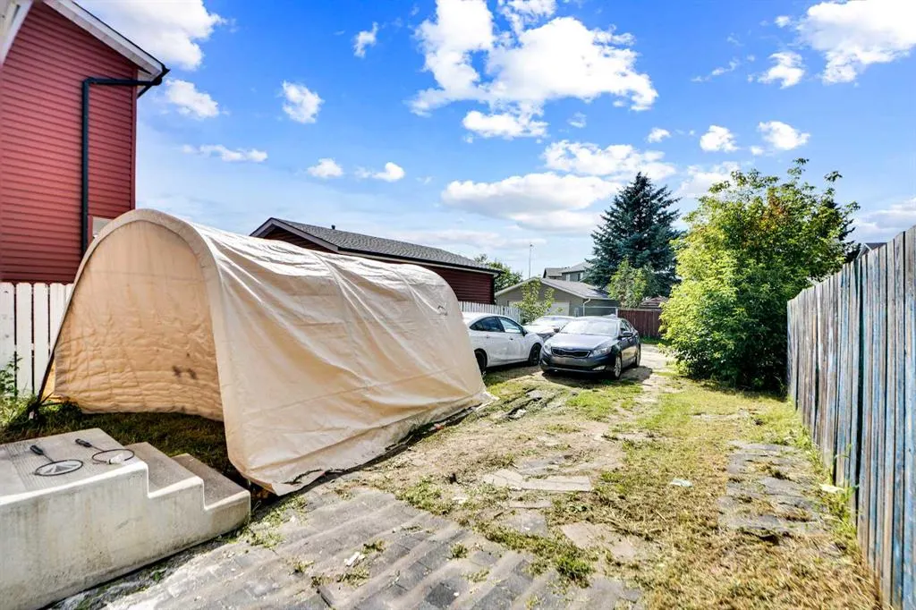 139 MARTINDALE Drive NE