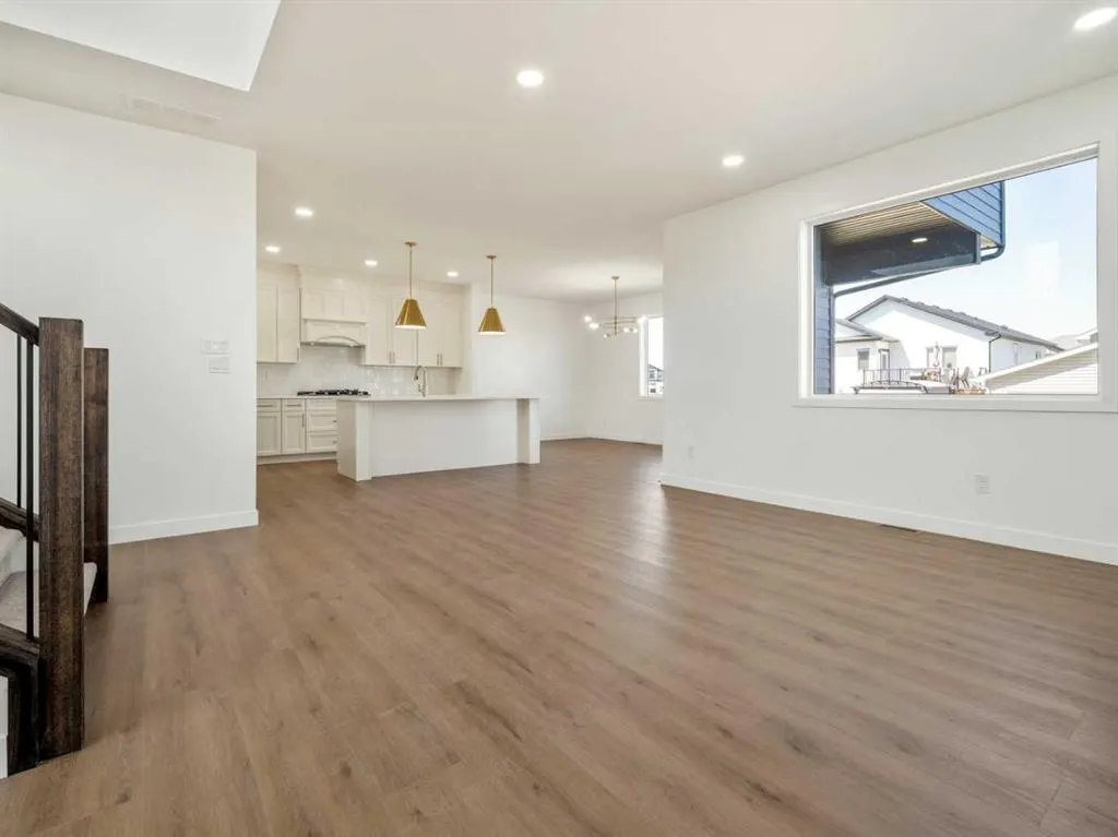332 Rivergrove Chase W