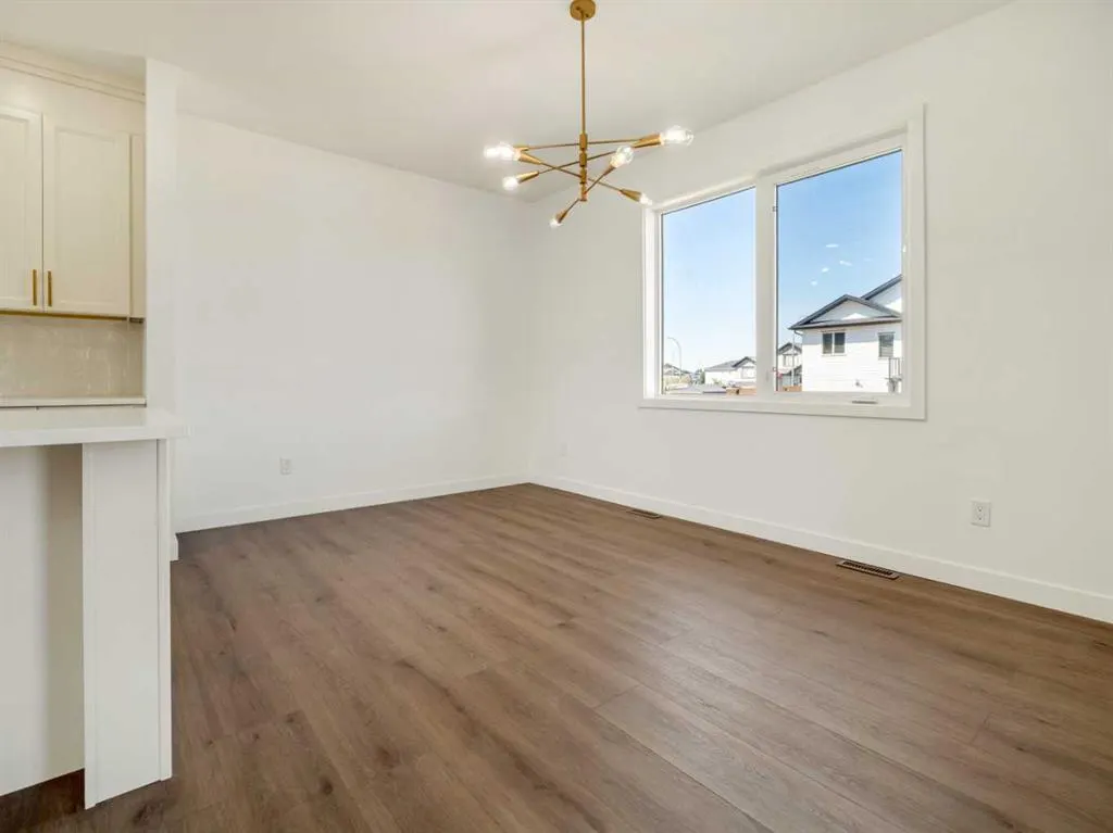 332 Rivergrove Chase W