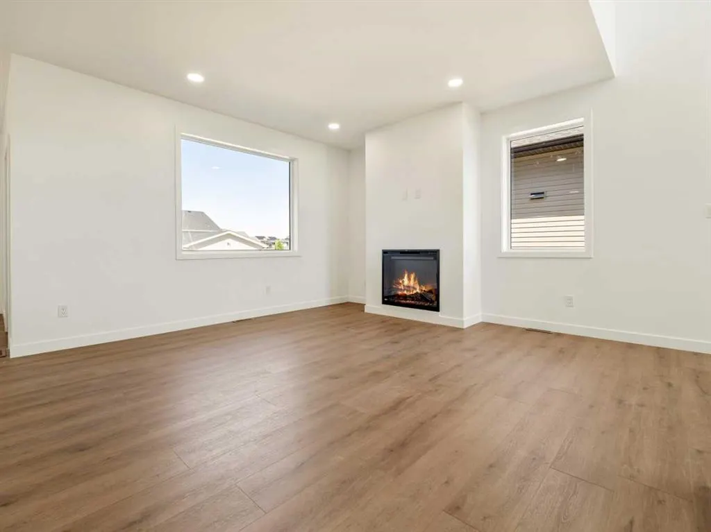 332 Rivergrove Chase W