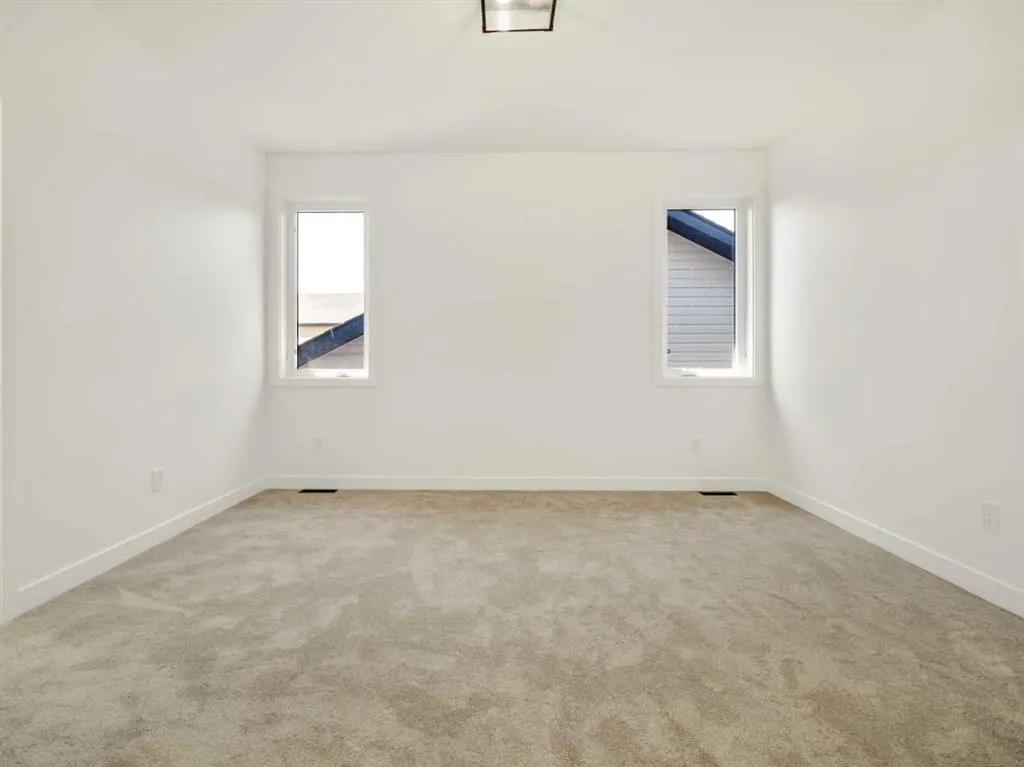 332 Rivergrove Chase W