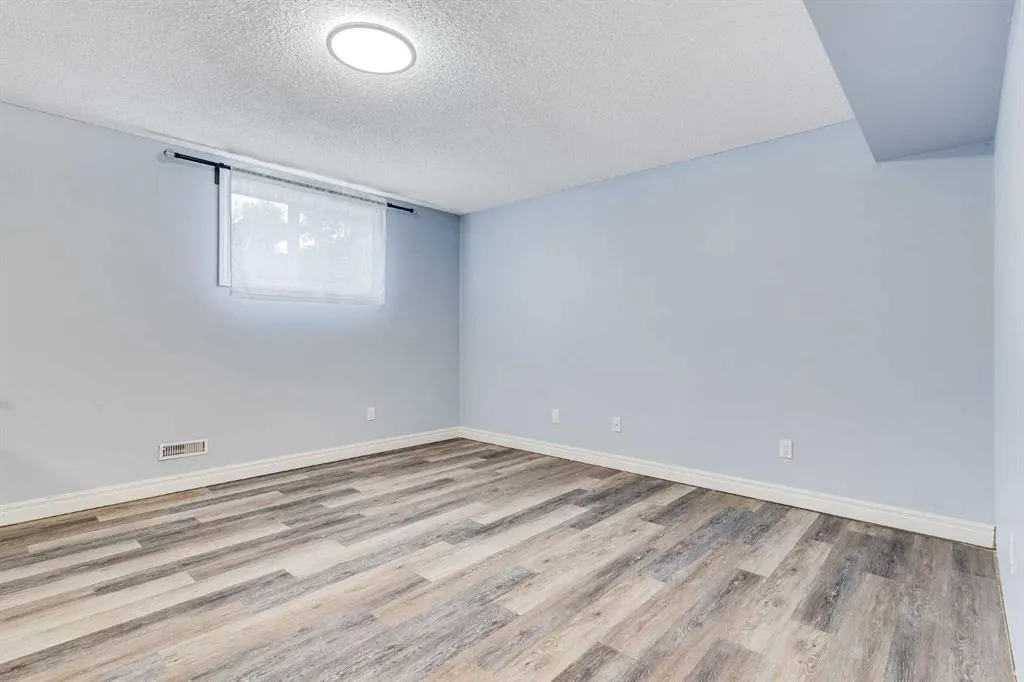 38 Copperfield Common SE