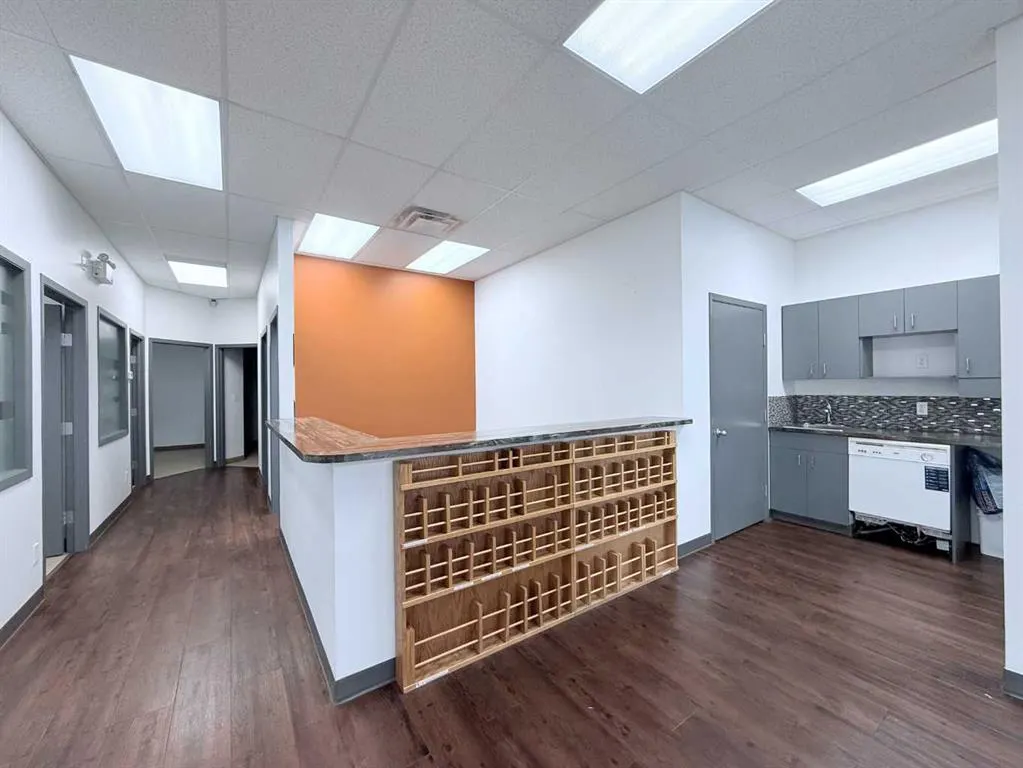 10127 121 Avenue, #101