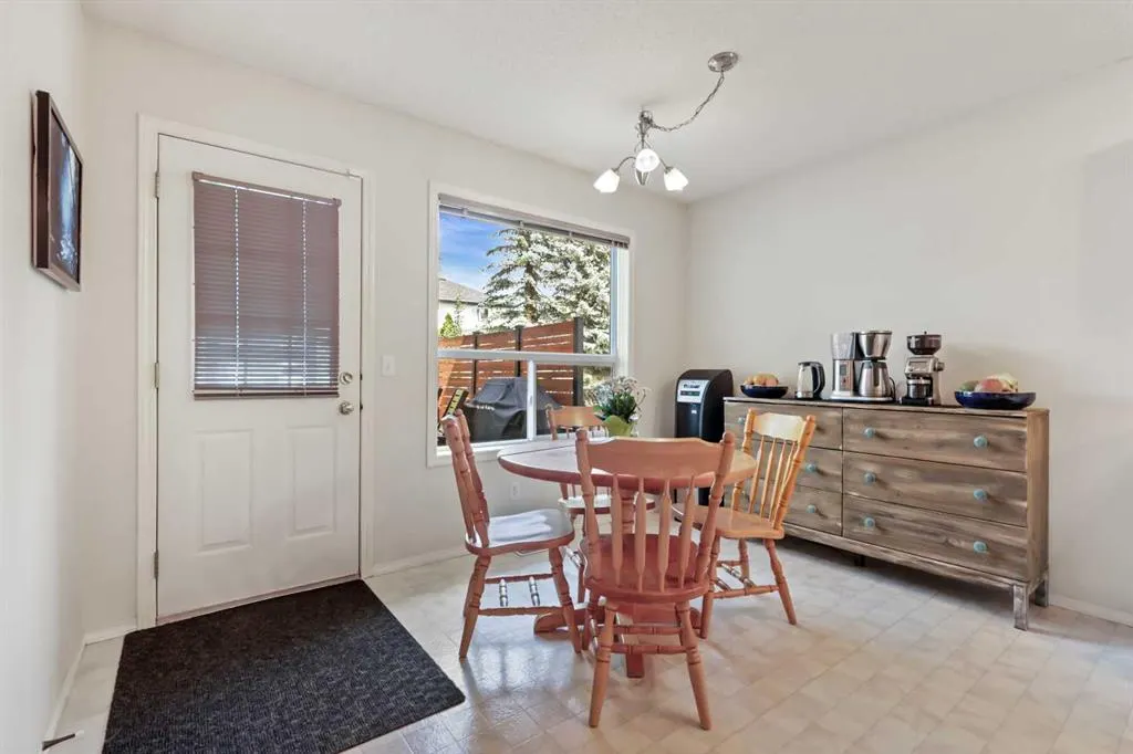 1732 Douglas Glen Grove SE