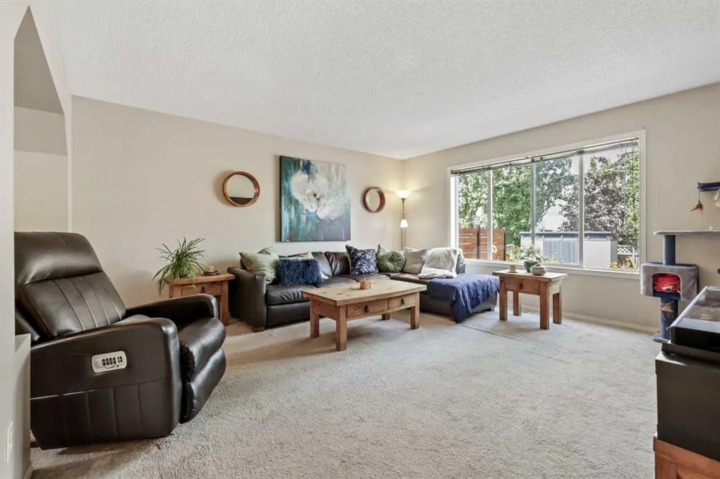 1732 Douglas Glen Grove SE