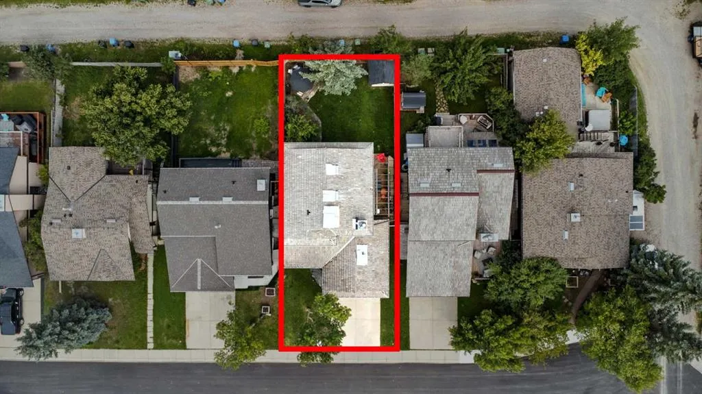 115 Macewan Glen Way NW
