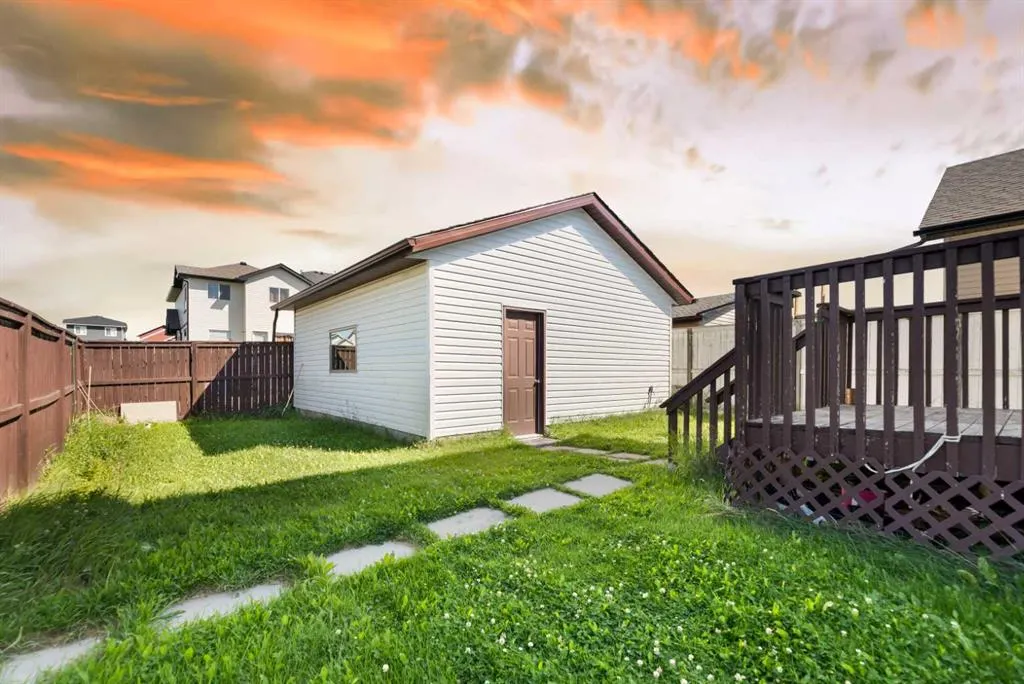248 Taracove Road NE