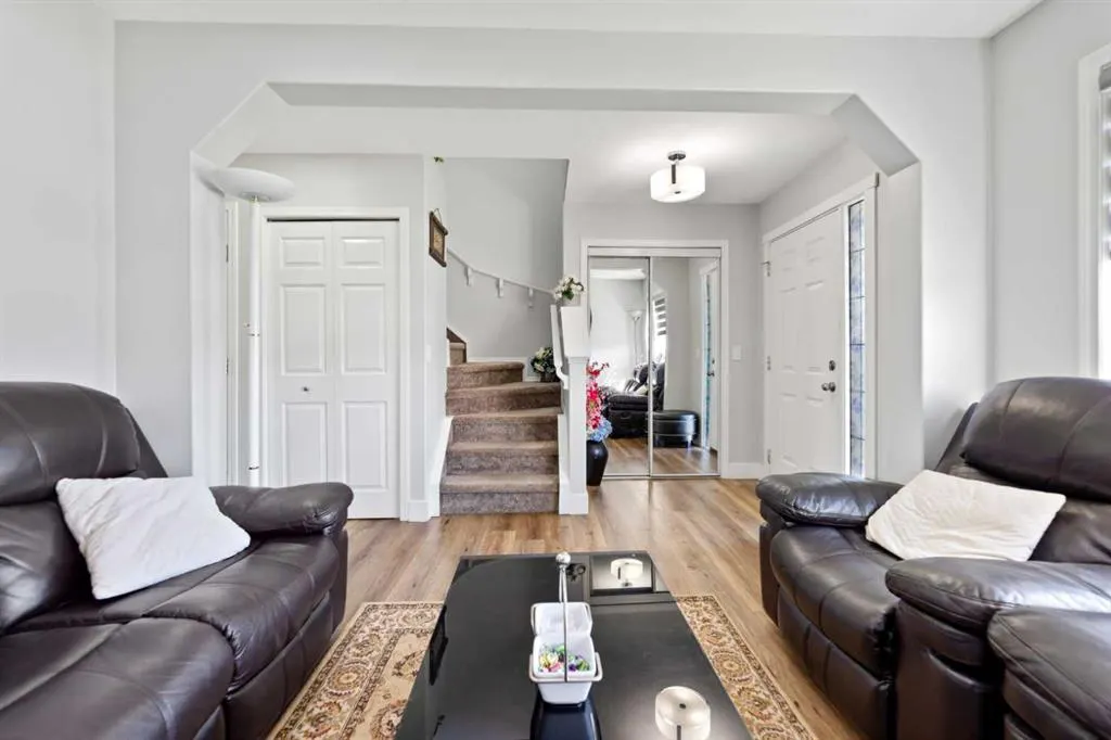248 Taracove Road NE