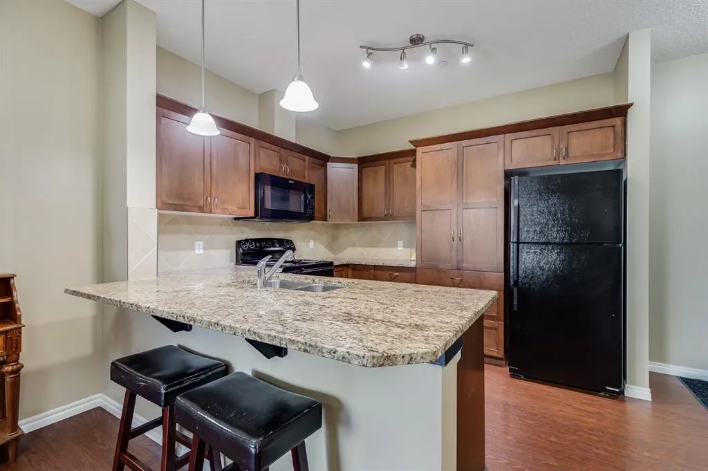 4 Kingsland Close SE, #2102