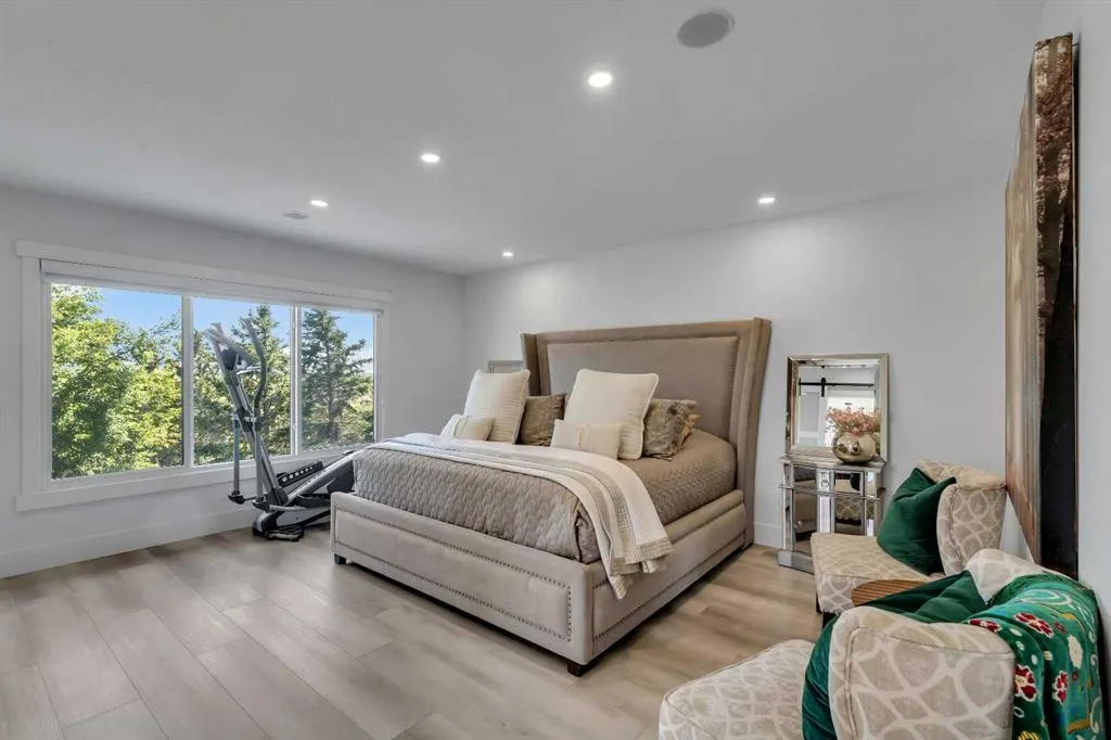 319 Lansdown Estates
