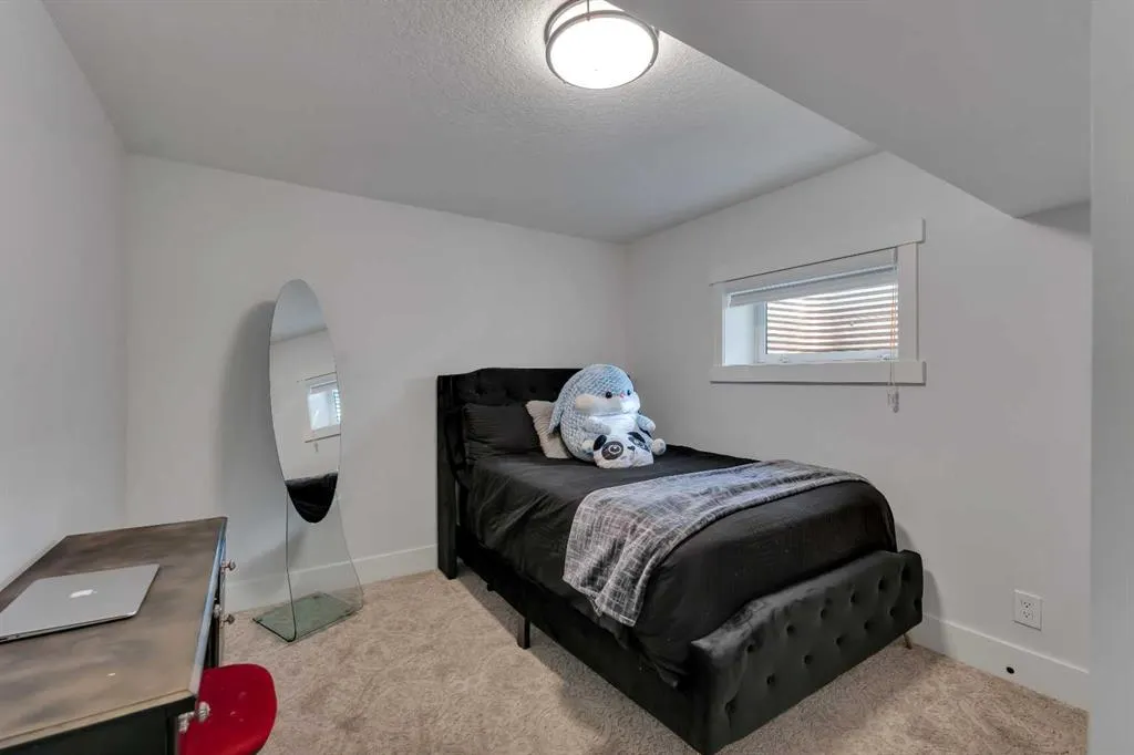319 Lansdown Estates