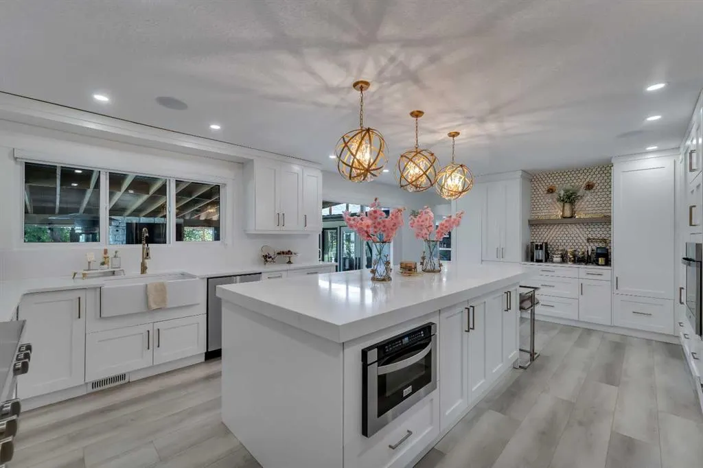 319 Lansdown Estates
