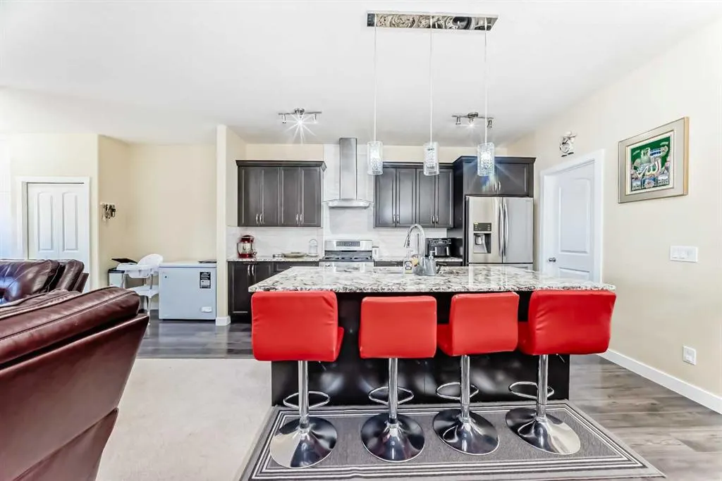 8 Red Sky Lane NE