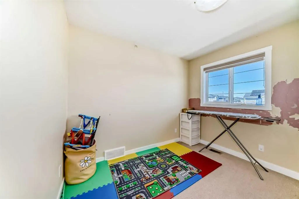8 Red Sky Lane NE