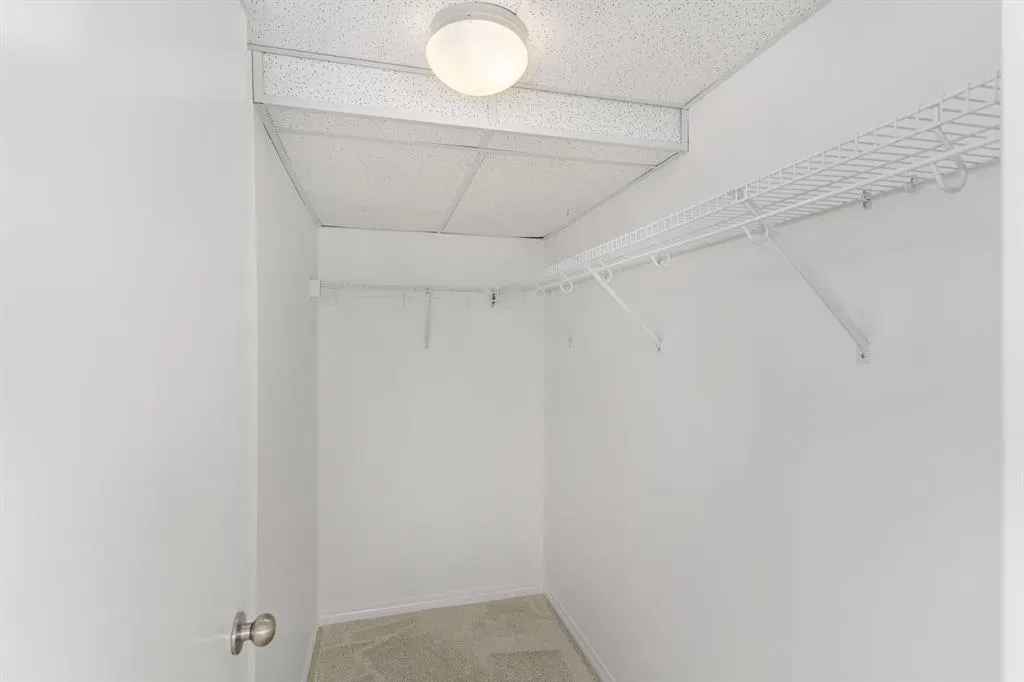 2000 Applevillage Court SE, #416