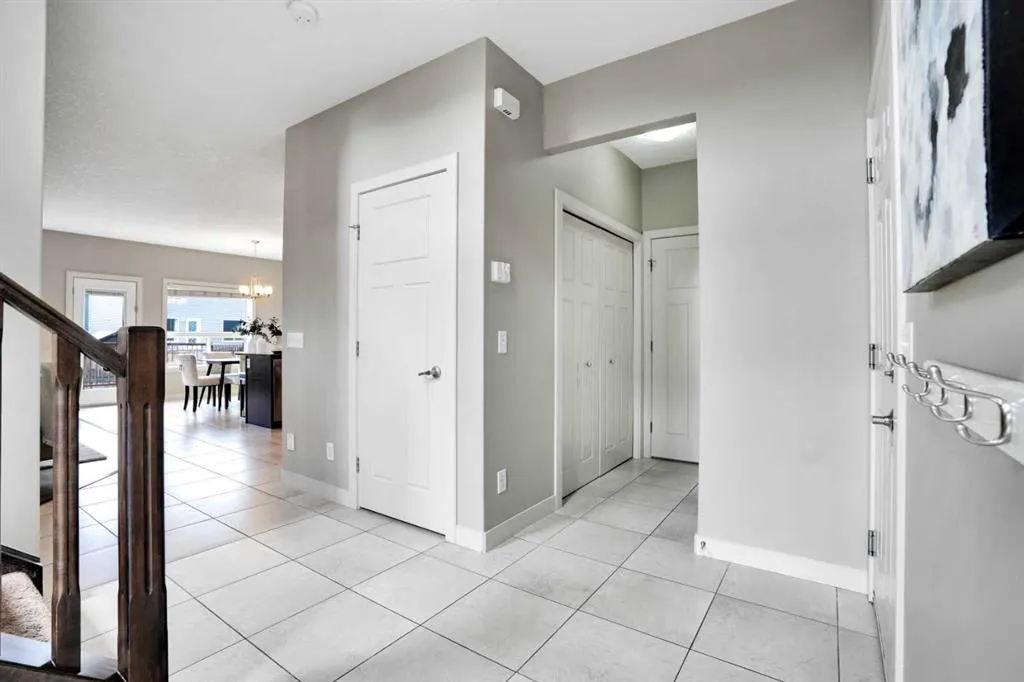 107 Everhollow Street SW