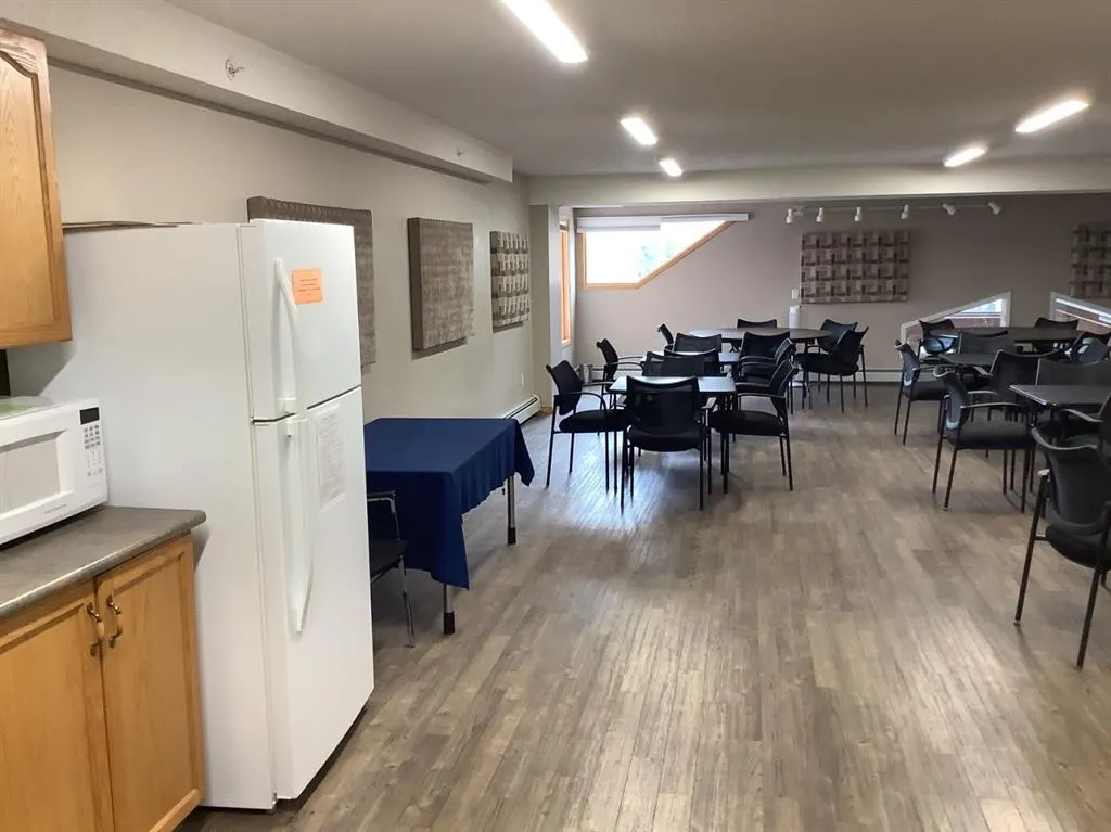 4805 45 Street, #124