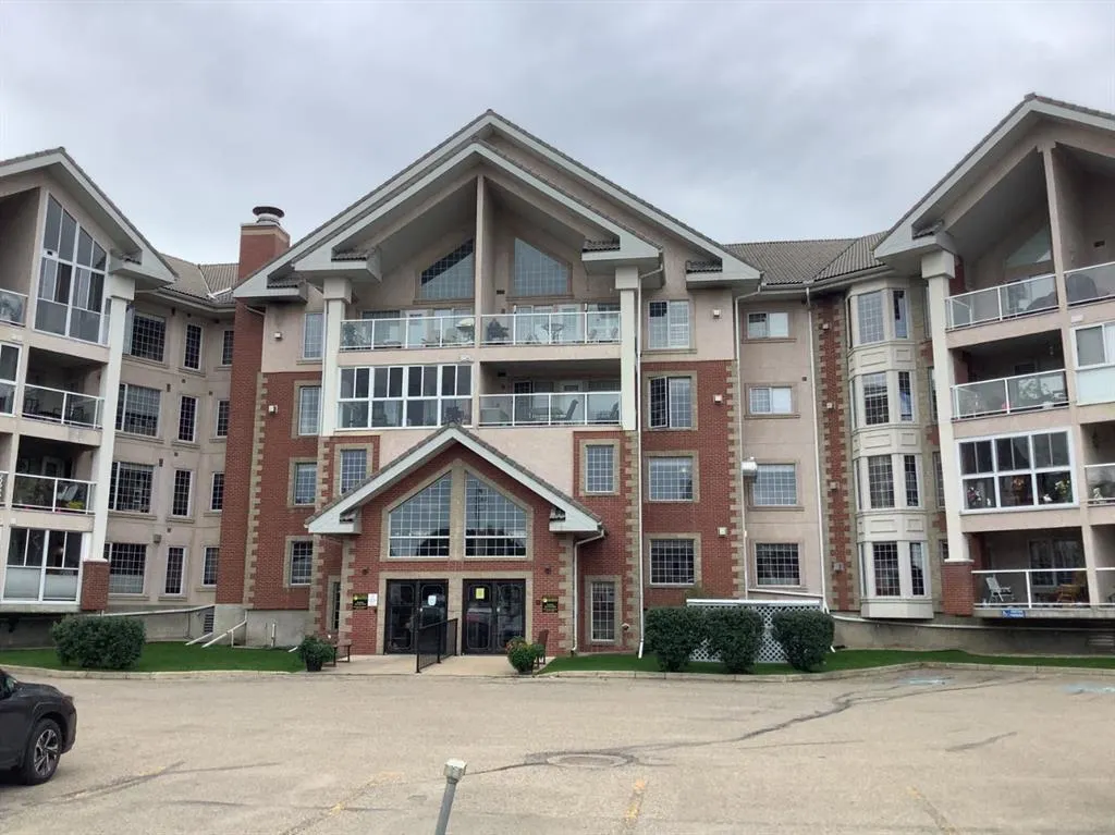 4805 45 Street, #124