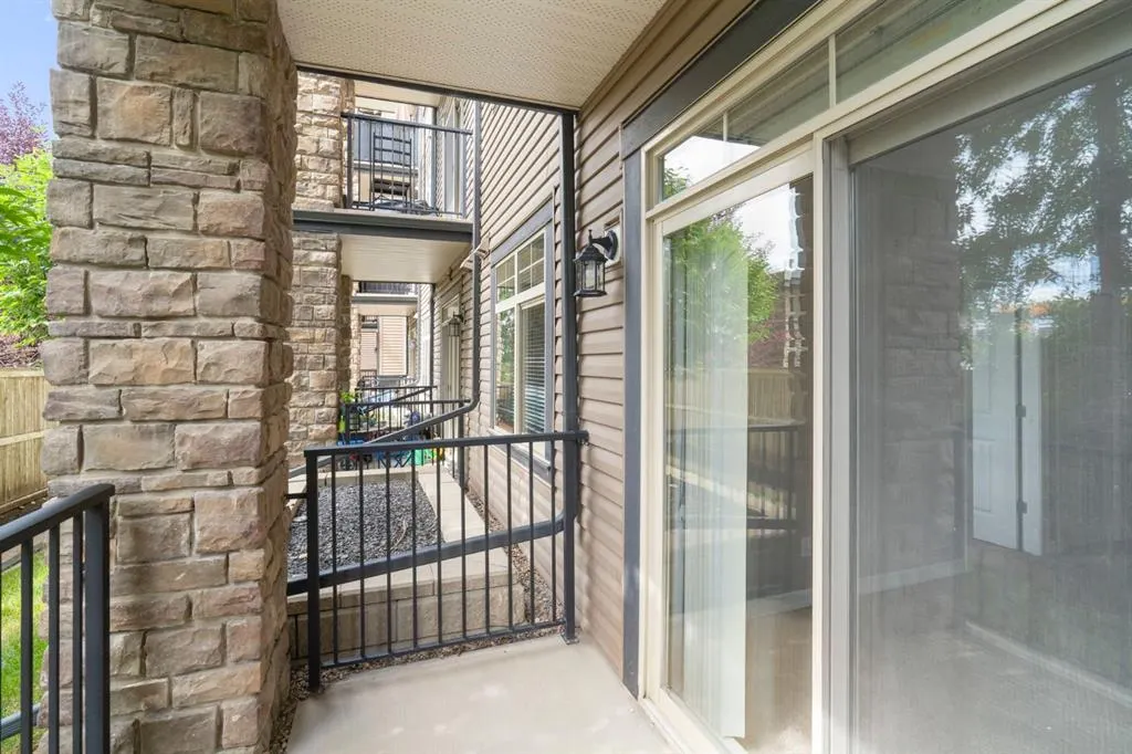117 Copperpond Common SE, #112