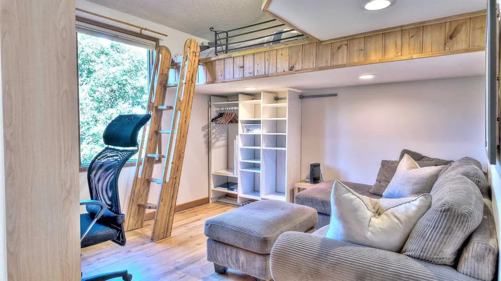 226 Lady MacDonald Drive