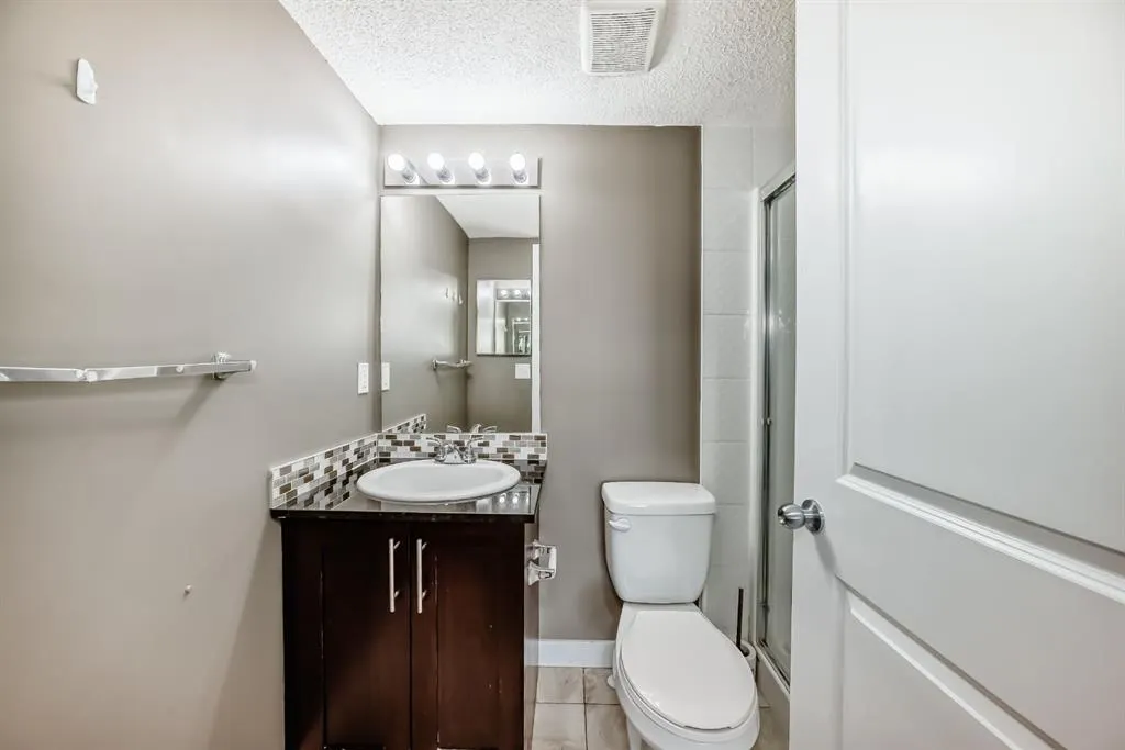 15 Saddlestone Way NE, #302