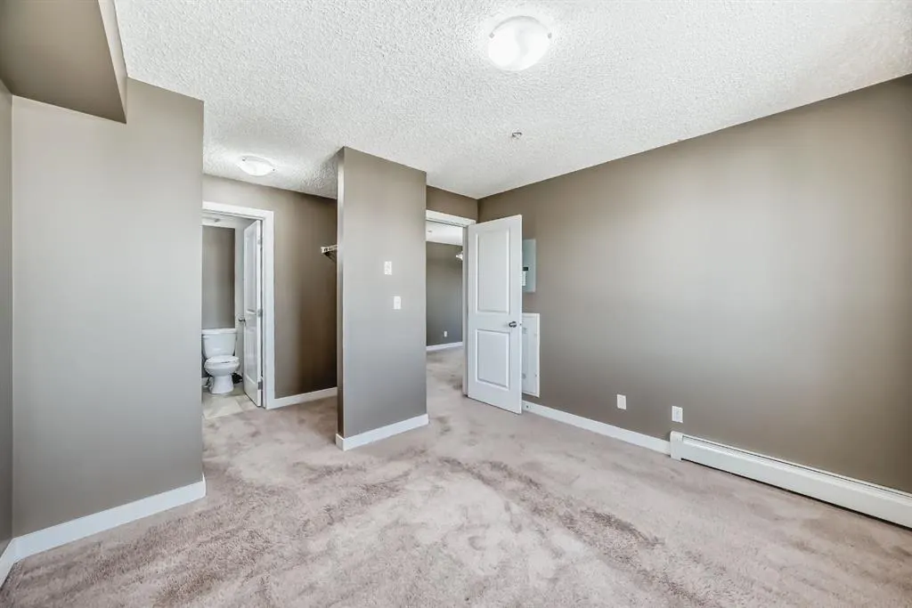 15 Saddlestone Way NE, #302