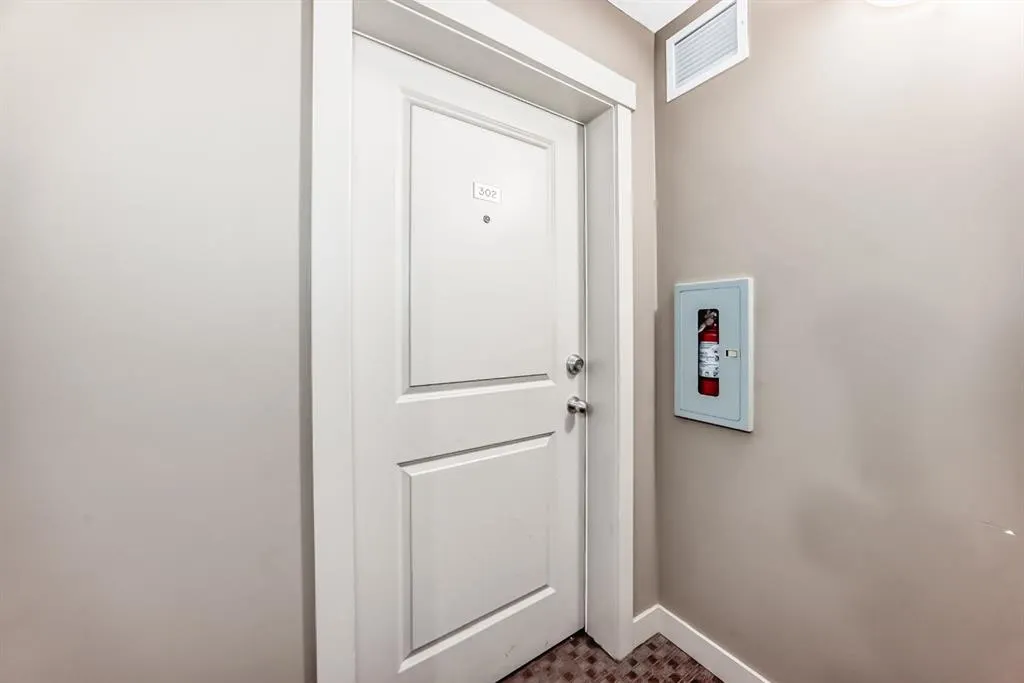 15 Saddlestone Way NE, #302