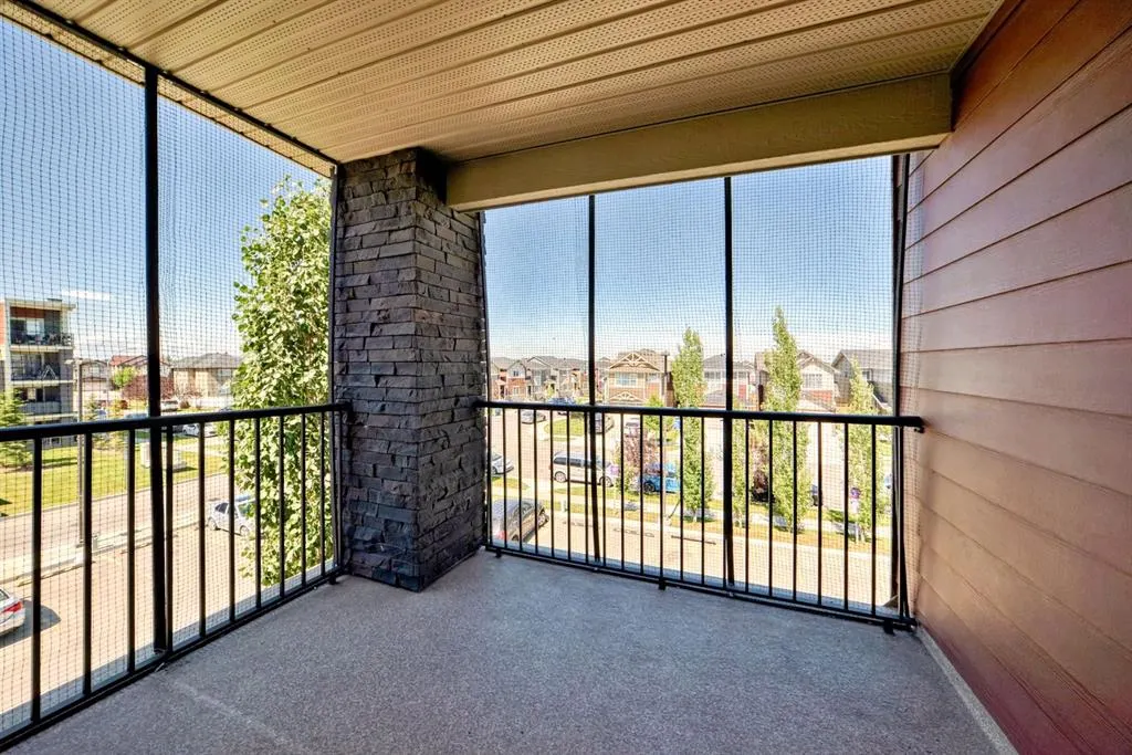 15 Saddlestone Way NE, #302