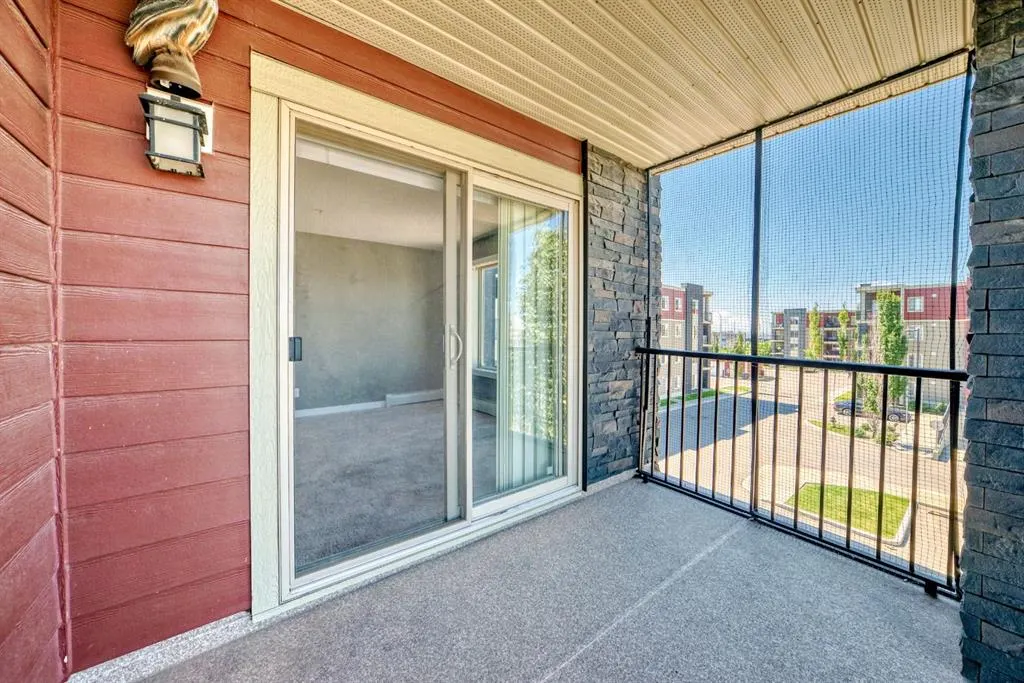 15 Saddlestone Way NE, #302