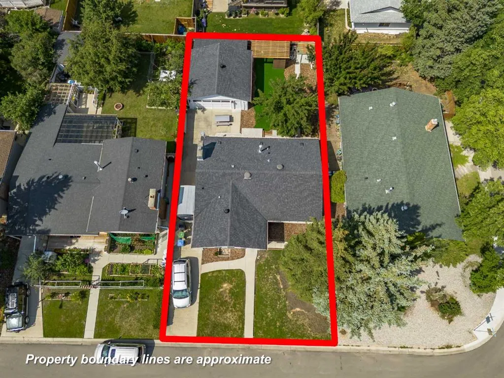 208 Woodpark Place SW