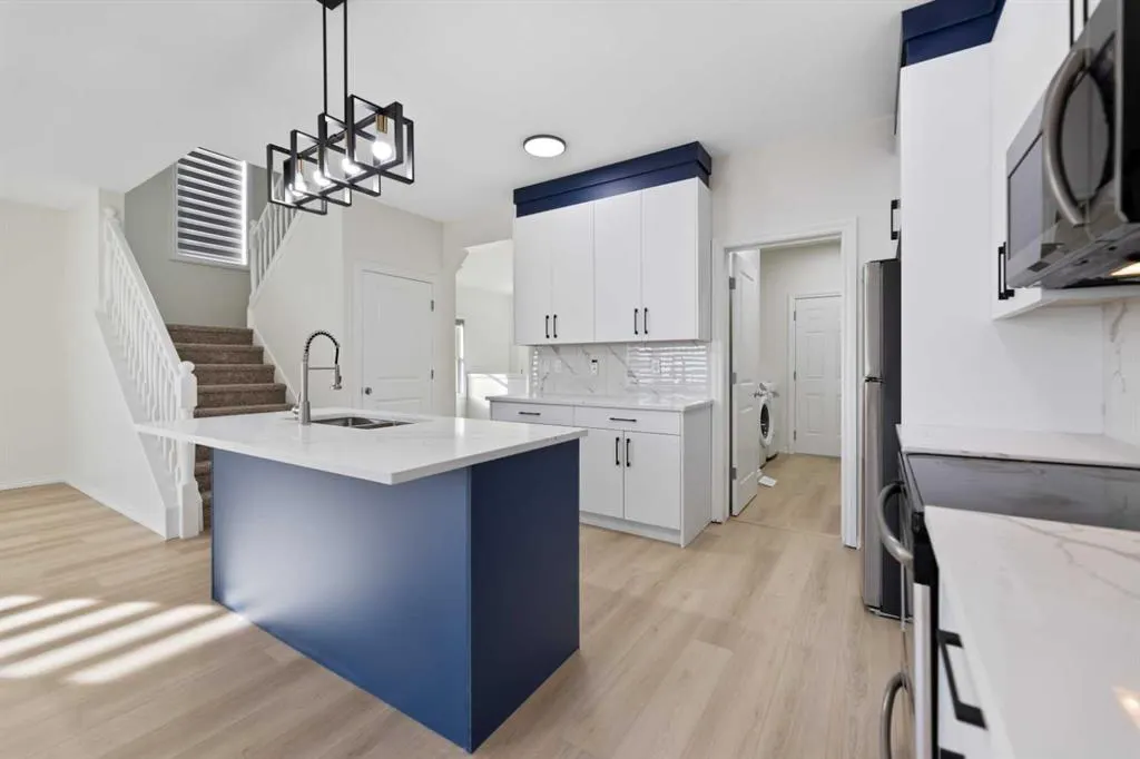 27 Copperstone Crescent SE