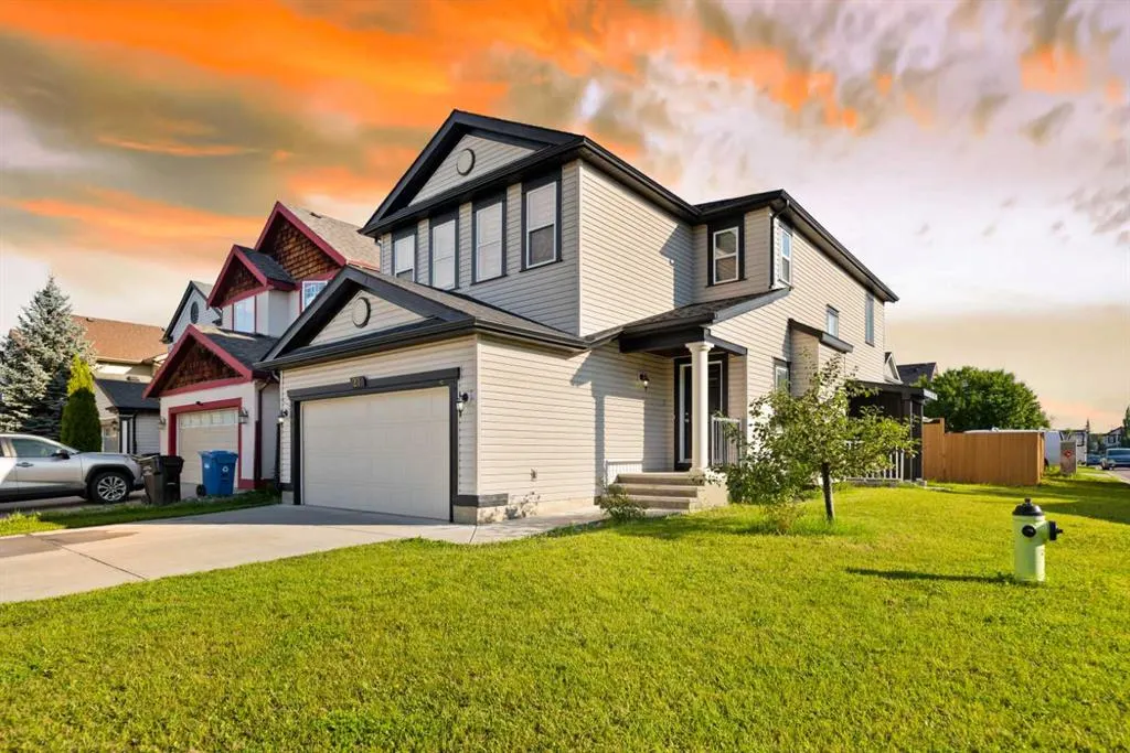 27 Copperstone Crescent SE