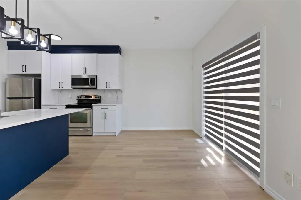 27 Copperstone Crescent SE